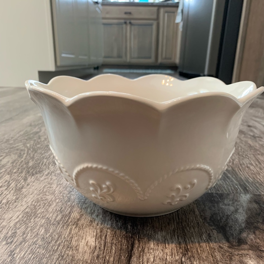 New!!!Small Princess house Marbella white bowl